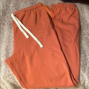 NWT COLSIE CORAL SWEATPANTS
